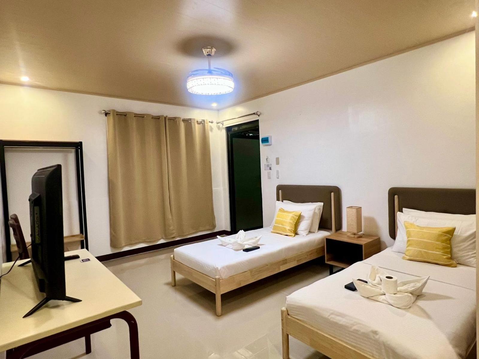 E&R Airport Hotel Dumaguete City Exterior foto
